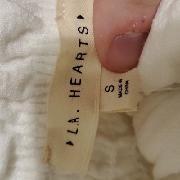 LA hearts white crop top with tie a neck line - Picture 2 of 4